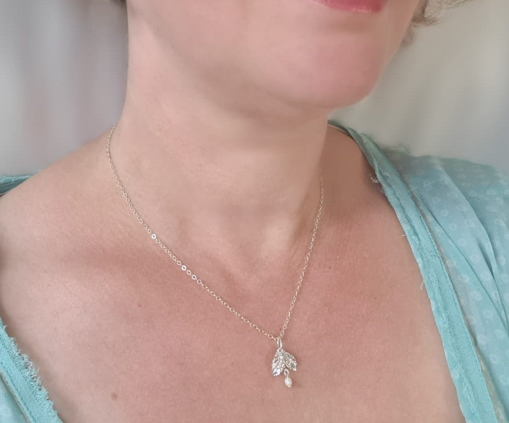 Collier Petite Feuille Argenté