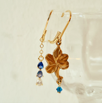 Fleur asymétrique bleue